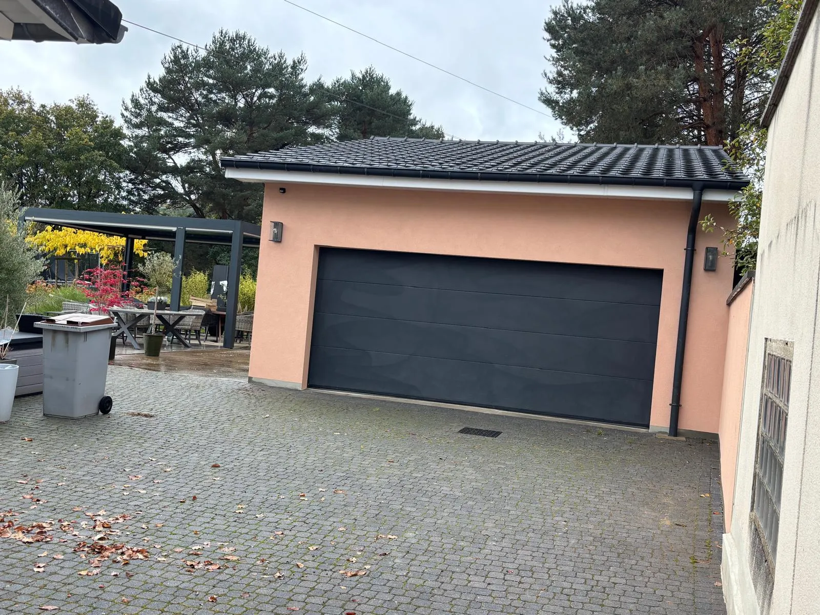 Fassadenrenovierung von ZF Fassaden in Luxemburg — Foto 3