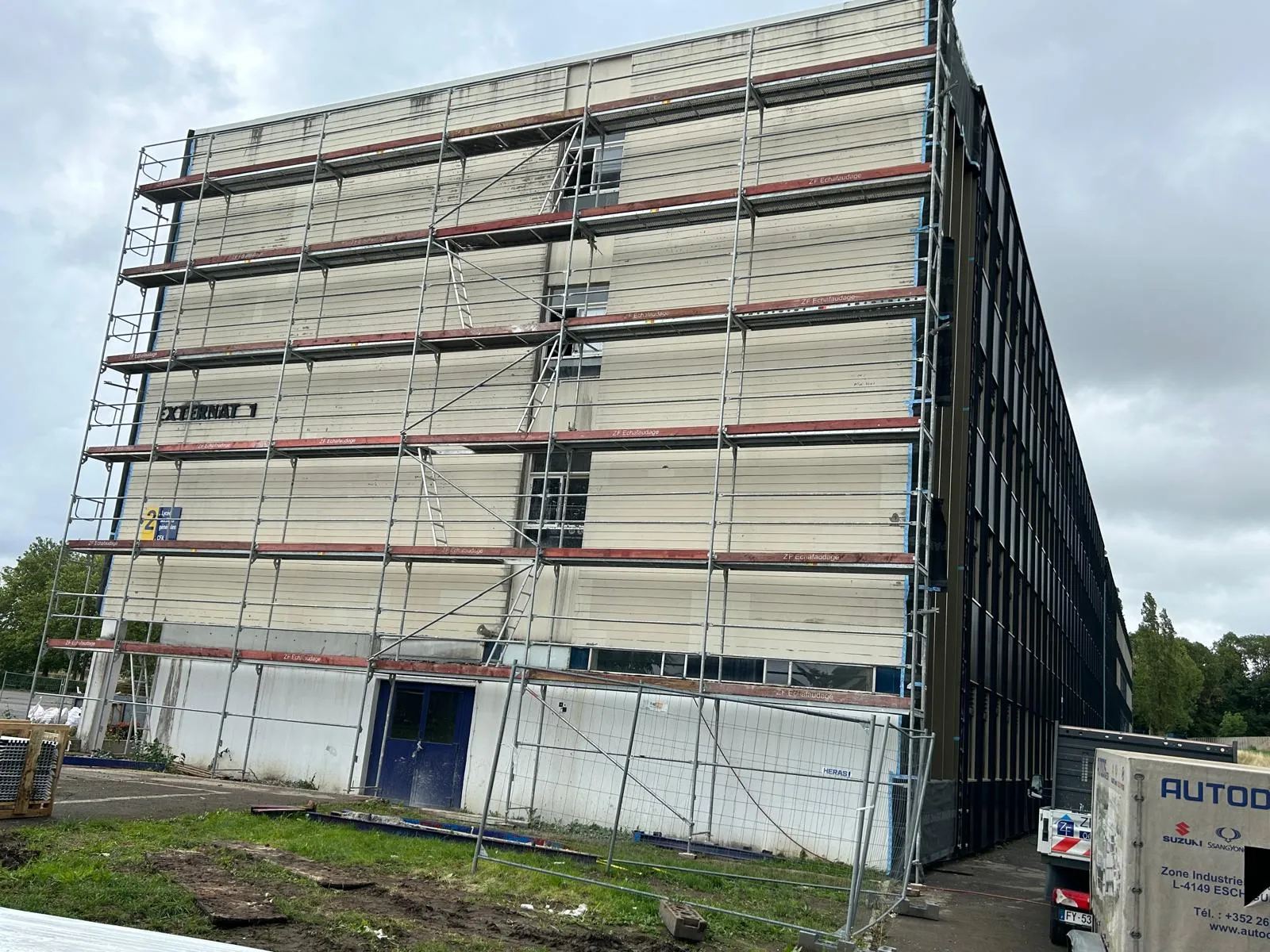 Gerüst von ZF Fassaden in Luxemburg — Foto 5